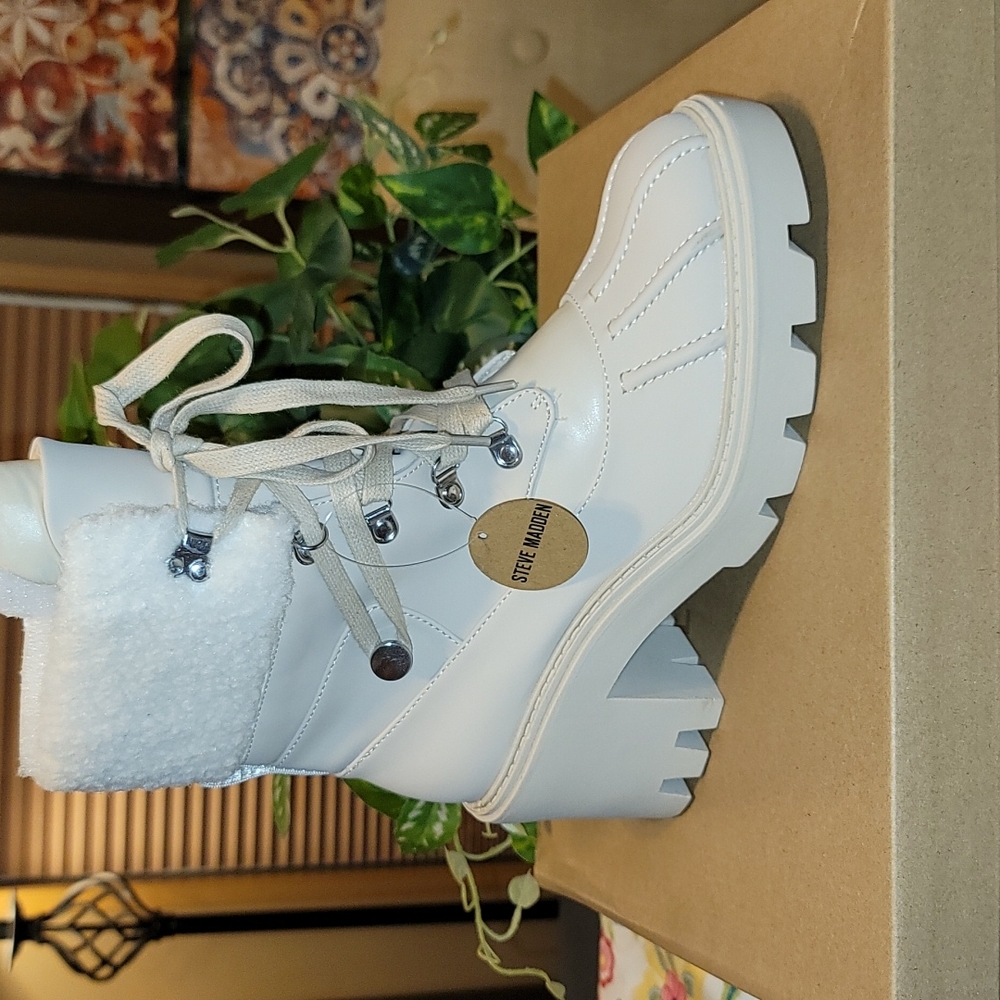 STEVE MADDEN Northern Faux Fur Trim Sand Boot - Picture 7 of 10